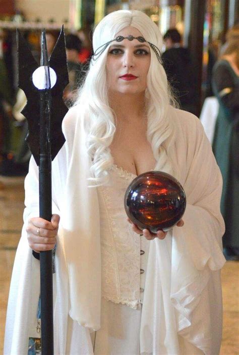 Genderbend Saruman | Cosplay Amino