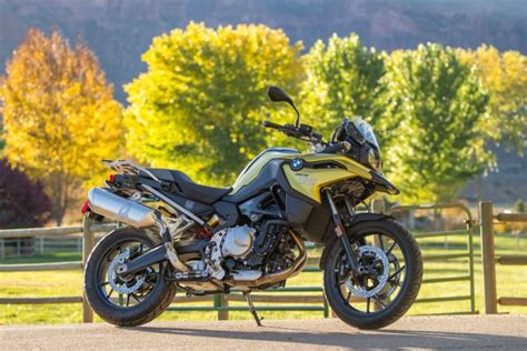 Bike Review / 2019 BMW F 750 GS Review - Surprising Performance From ...