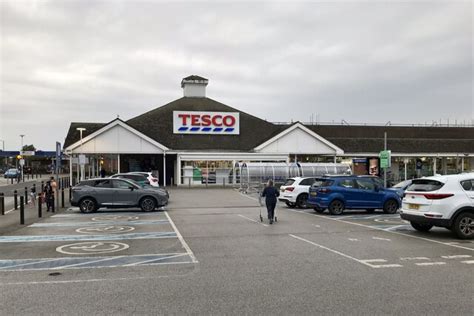 Tesco, Bridlington © David Dixon cc-by-sa/2.0 :: Geograph Britain and ...