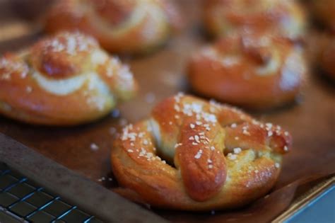 Technique: How to Shape a Pretzel | Kitchn