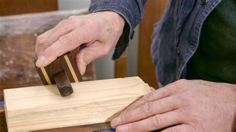 Plough Plane | Using Guides | Common Woodworking