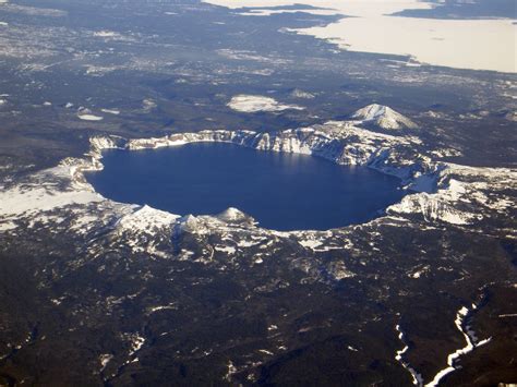 Crater Lake, Oregon http://en.wikipedia.org/wiki/Crater_Lake | Crater ...