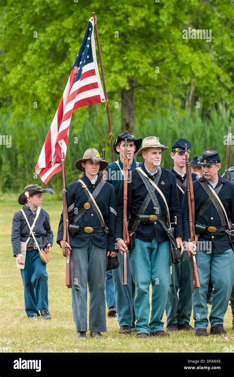 Union soldiers at the Thunder on the Roanoke American Civil War Stock ...