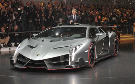 First Look: Lamborghini Veneno - Automobile Magazine