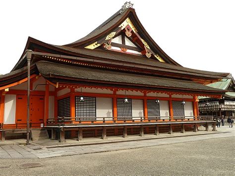 Yasaka Shrine Kyoto Travel Tips - Japan Travel Guide - japan365days.com