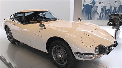 Toyota 2000GT