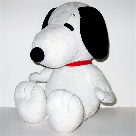 Snoopy Plush - ShopCollectPeanuts.com