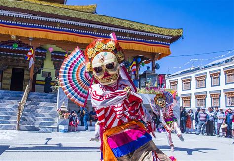 List of Top 9 Must Visit Dances of Ladakh by swantour.com