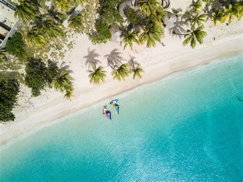 Kitesurfing in Mustique, the Grenadines, Mayreau, Union island, Tobago ...