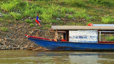 Our amazing boat ride on the Mekong River between Thailand and Laos