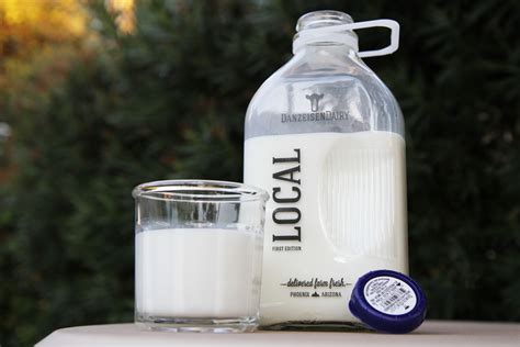 bottled milk | Danzeisen Dairy