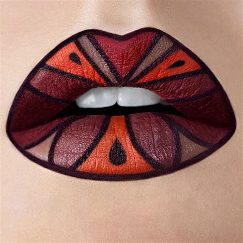 10 Dazzling Halloween Lip Art Ideas