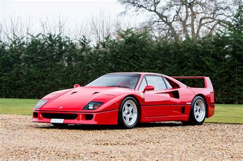 Interesting Facts About The Legendary Ferrari F40 - Exotic Car List