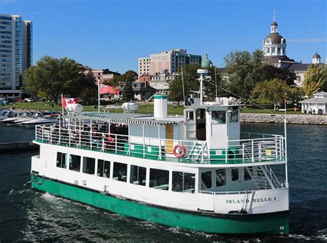 Kingston 1000 Islands Cruise and Guided Tour • 1-Day Bus Trip from Toronto