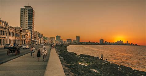 Sunset @ Malecon , Havana Cuba. #HavanaScape