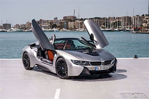 BMW i8 Roadster (2018) International Launch Review - Cars.co.za