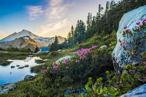 [OC] Sunset at Mt. Baker in Washington state, on the border of Canada ...