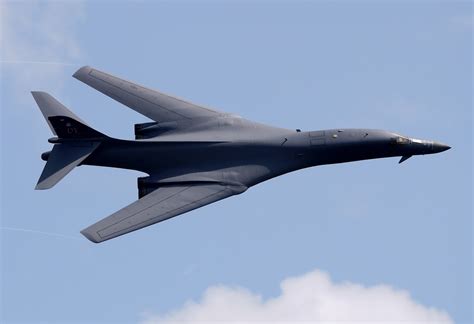 Download Warplane Aircraft Bomber Military Rockwell B-1 Lancer HD Wallpaper