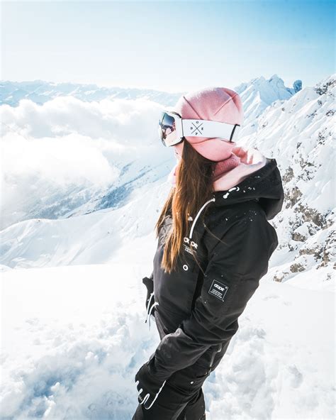 ski outfit for women Winter Outfits Snow, Snow Outfit, Skiing Outfit ...