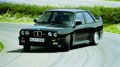 Drivers Generation | Cult Driving Perfection – BMW E30 M3