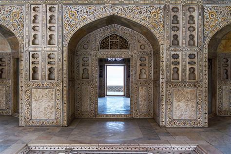 Inside Taj Mahal- Architecture, Art work of Taj Mahal