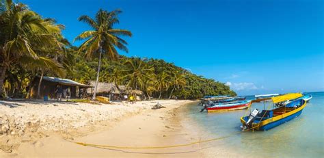 Tela Honduras Jan 03 2020 : Praia De Cocalito Em Punta De Sal Imagem de ...