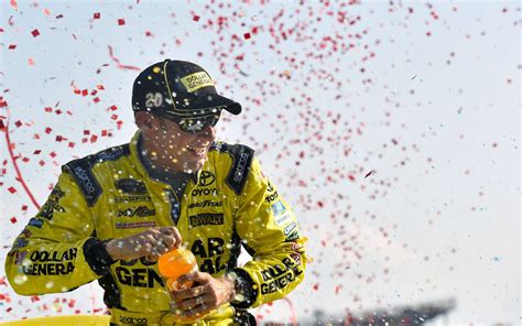 Matt Kenseth, Toyota dominate field to win NASCAR Sprint Cup race at ...