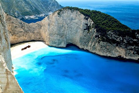 35 Best Beaches in Greece and the Greek Islands