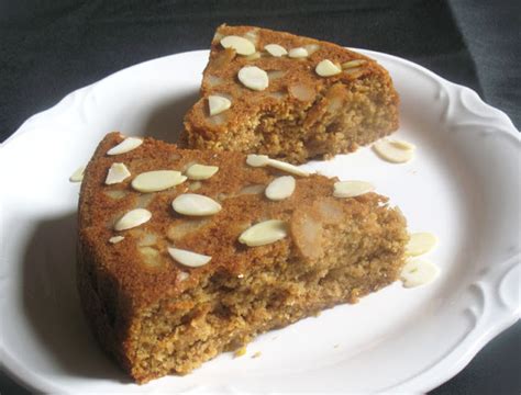 Olive Oil Almond Cake {Vegan} | Lisa's Kitchen | Vegetarian Recipes ...