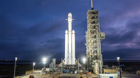 Second launch of massive Falcon Heavy now scheduled for Wednesday ...