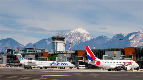 Ljubljana Airport - LJU | Jojo Prevozi