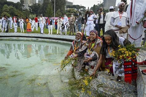 Photos: Ethiopia’s Irreecha Festival at Tadias Magazine