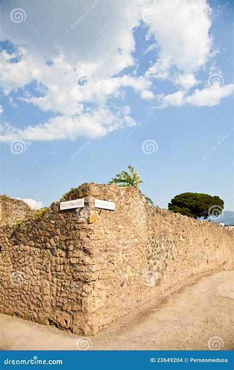 Pompeii - Archaeological Site Stock Photo - Image of building ...