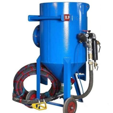 Portable Pressure Sand Blasting Machine with Factory Price - Buy ...