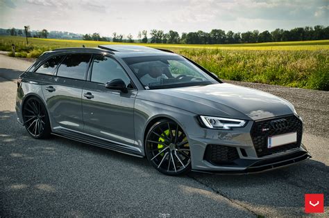 AUDI RS4 - HYBRID FORGED SERIES: HF-4T - Vossen Wheels