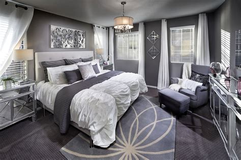 10+ Gray And White Bedroom