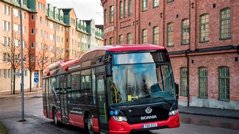 “Electric buses – part of the switch to fossil-free transport”