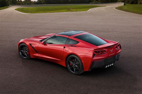 CHEVROLET Corvette Stingray C7 specs & photos - 2013, 2014, 2015, 2016 ...