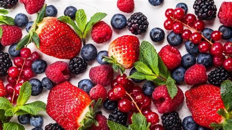 7 Best Health Benefits of Berries in 2021 - HighViolet