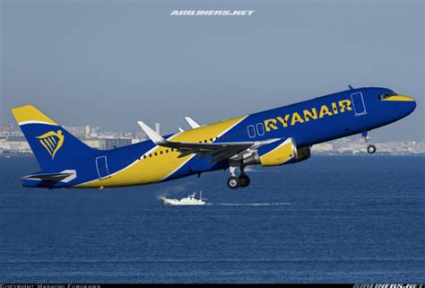 ryanair a320 new livery - real life and template creations - Gallery ...