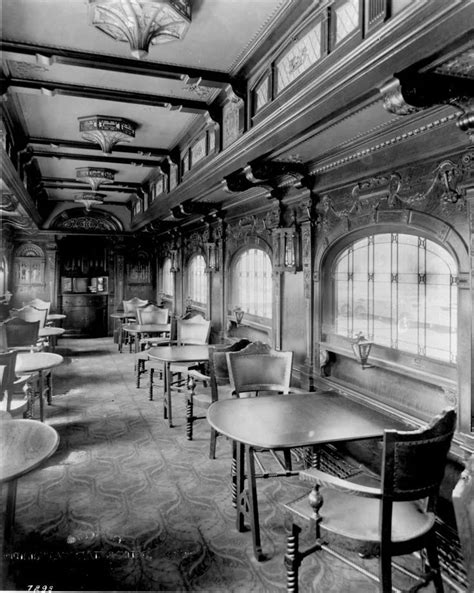 Train Travel in the 1800s - Old Photos depict the interior of a Rococo ...