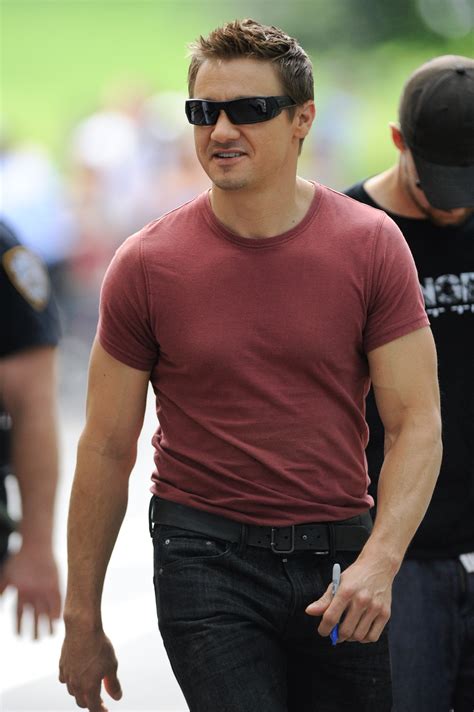 On set: The Avengers - Jeremy Renner Photo (30730857) - Fanpop