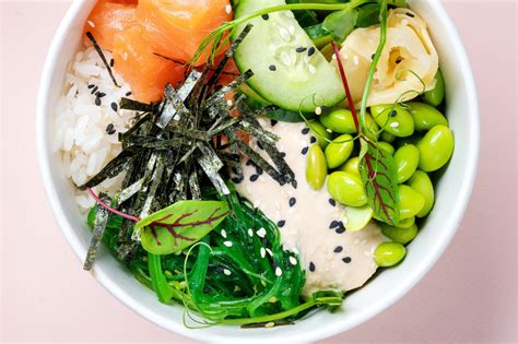 The best seaweed benefits, according to a holistic doctor