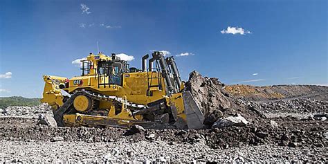 CAT D11 Dozer Specs, Price, Weight, Engine, And Reviews