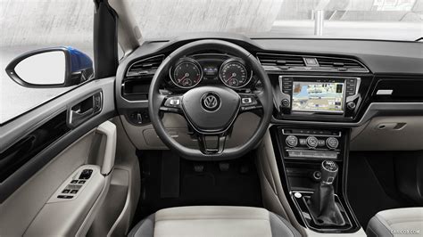 2016 Volkswagen Touran - Interior | HD Wallpaper #12