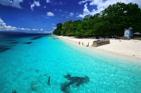 5 Pantai Terbaik di Ambon - Where Your Journey Begins