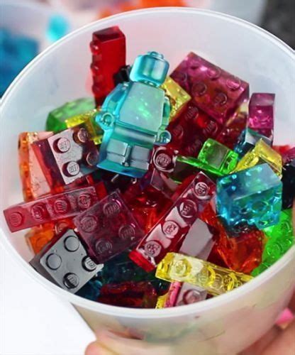 These DIY Gummy LEGOs Are GENIUS | Lego candy, Gummy candy, Legos