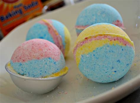 Love Lush? These DIY Bath Bombs Will Make You (and Your Wallet) Happy