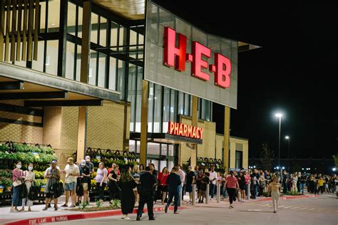 San Antonio-based H-E-B named as nation's top grocer