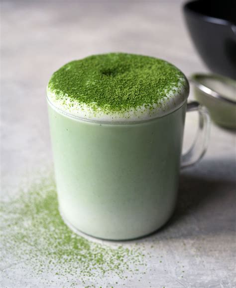 How to Make the Perfect Matcha Latte | Oh, How Civilized